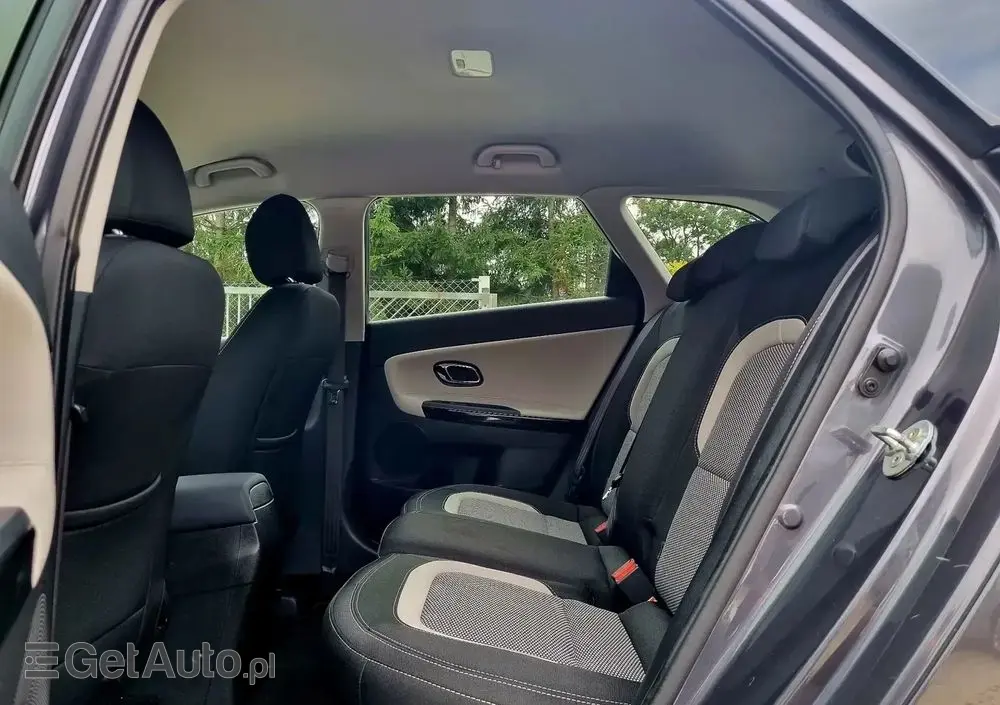 KIA Ceed 1.6 CRDi 128 ISG Dream Team Edition