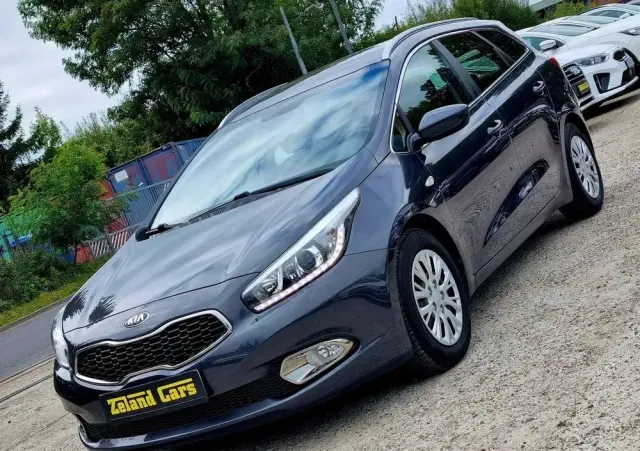 KIA Ceed 1.6 CRDi 128 ISG Dream Team Edition