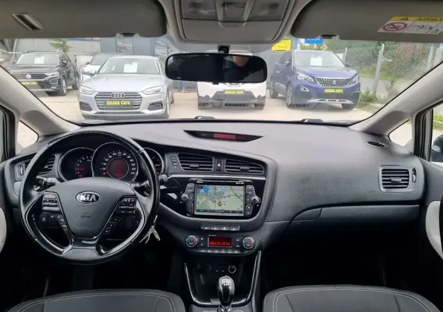 KIA Ceed 1.6 CRDi 128 ISG Dream Team Edition
