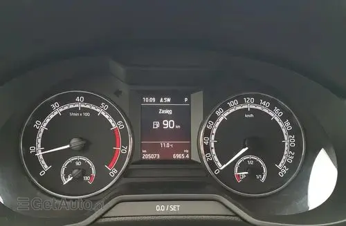 SKODA Octavia 