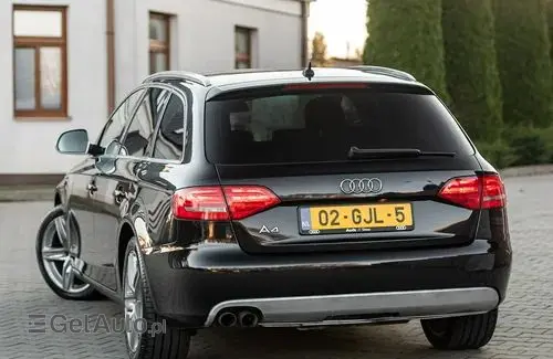 AUDI A4 