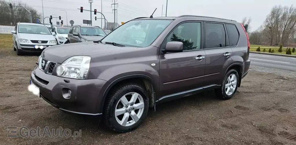 NISSAN X-Trail 