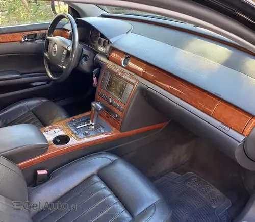 VOLKSWAGEN Phaeton 