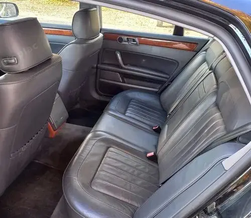 VOLKSWAGEN Phaeton 