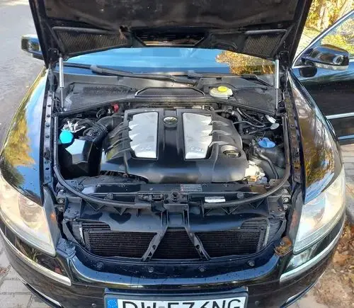 VOLKSWAGEN Phaeton 
