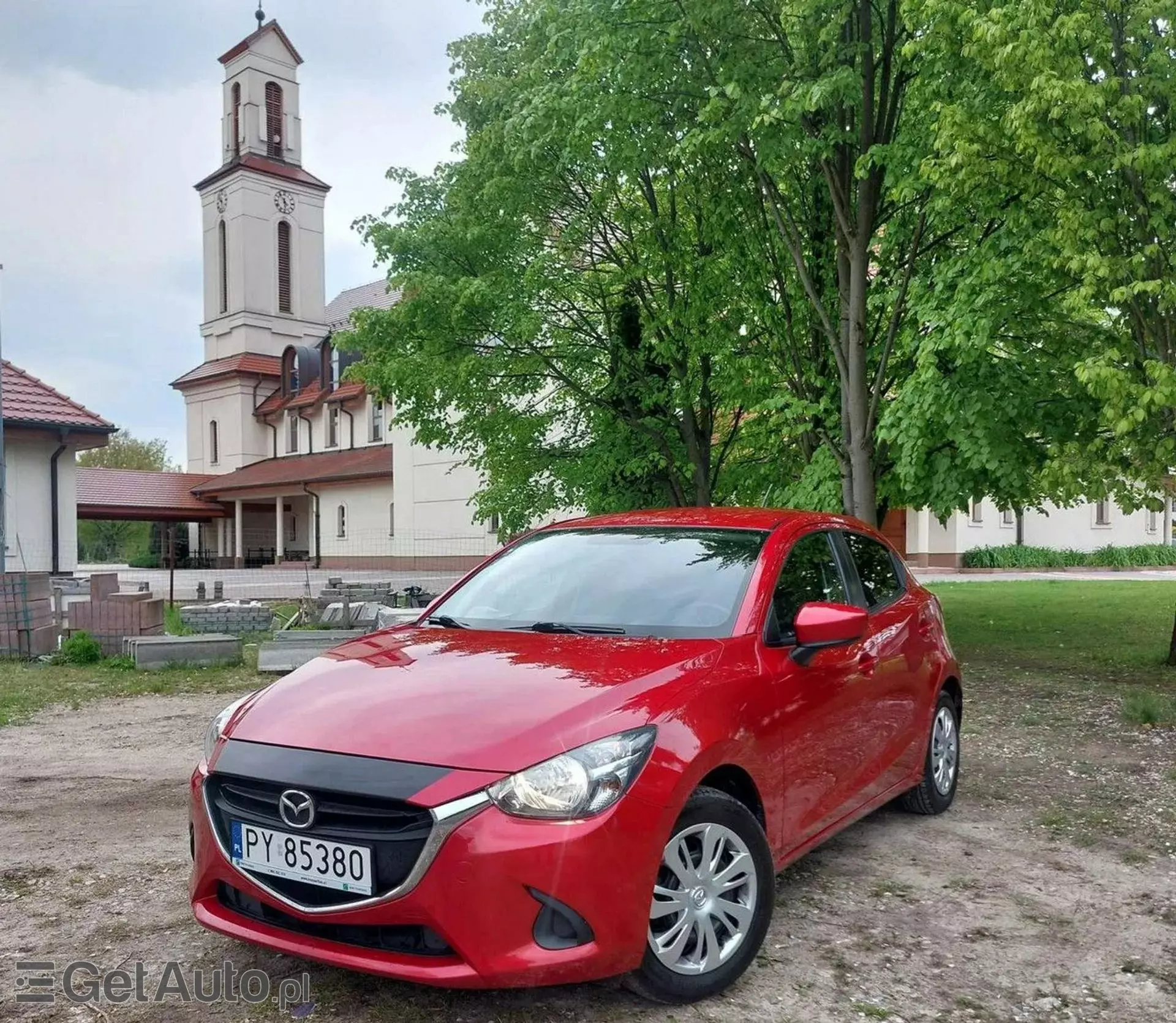 MAZDA 2 