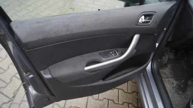 PEUGEOT 308 Premium 90