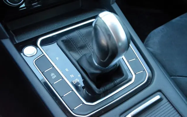 VOLKSWAGEN Arteon 2.0 TDI SCR Essence DSG