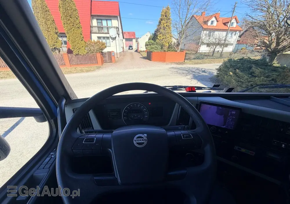 VOLVO FM 330/ACC/ Euro6 /CHŁODNIA / DŁUGOŚĆ 12M /24 EURO PALET/ 