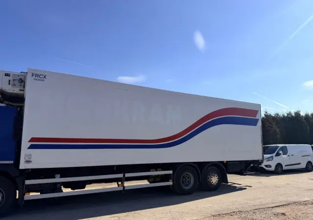 VOLVO FM 330/ACC/ Euro6 /CHŁODNIA / DŁUGOŚĆ 12M /24 EURO PALET/ 