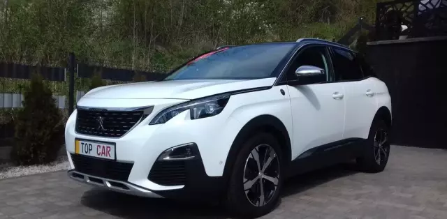 PEUGEOT 3008 