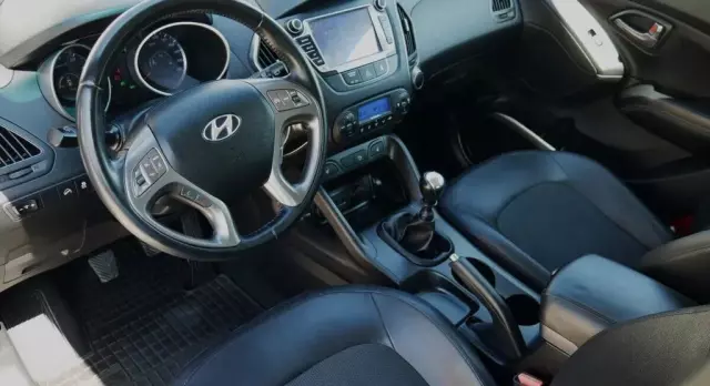 HYUNDAI Ix35 