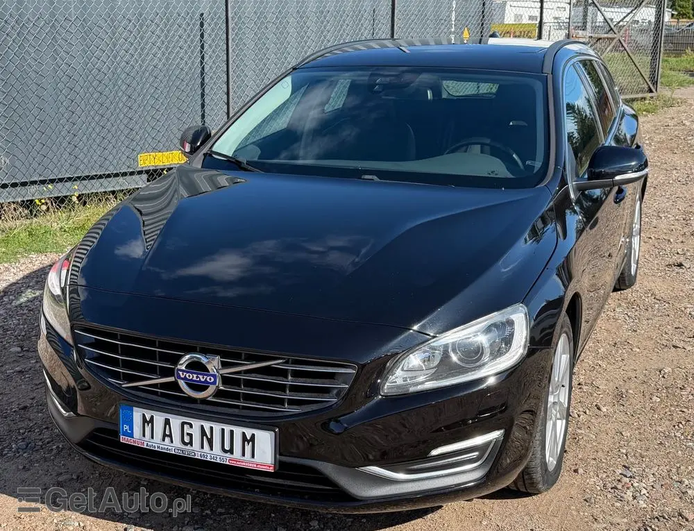 VOLVO V60 D4 Drive-E Momentum