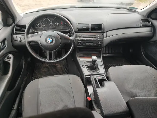 BMW Seria 3 318