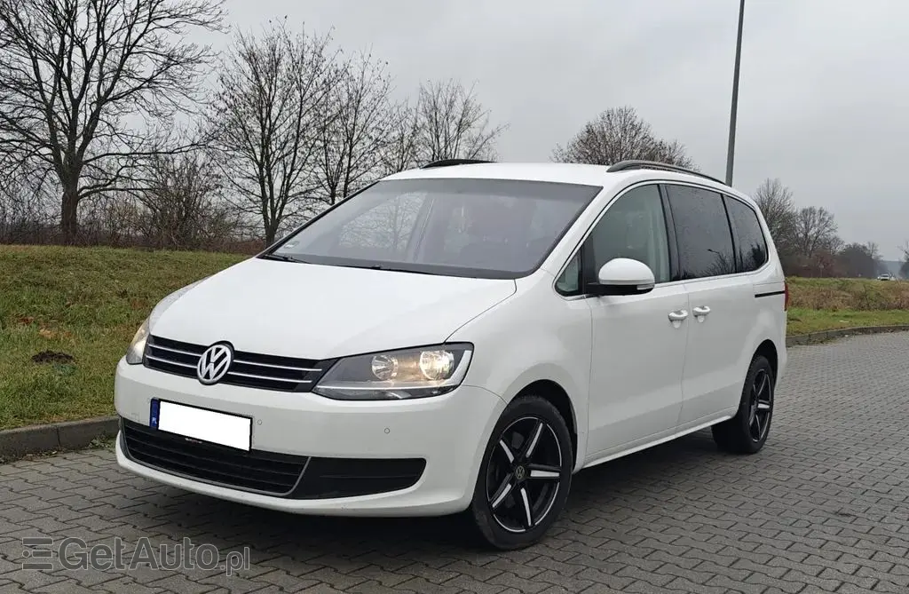 VOLKSWAGEN Sharan 