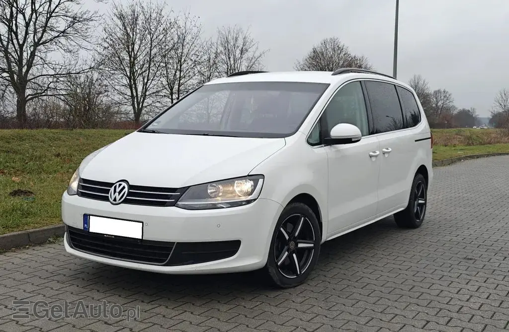 VOLKSWAGEN Sharan 