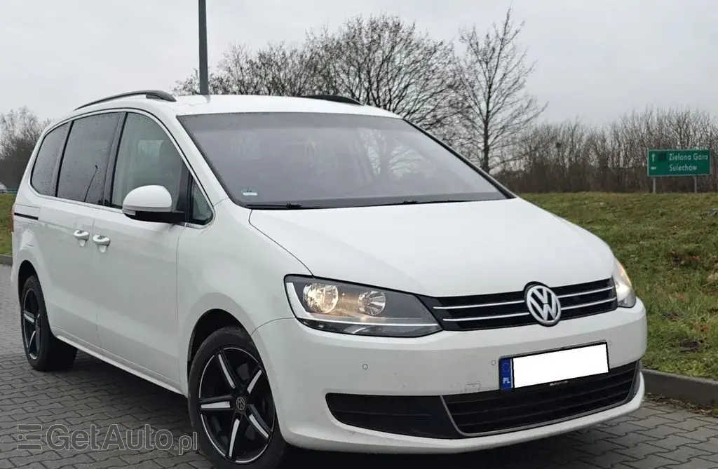 VOLKSWAGEN Sharan 