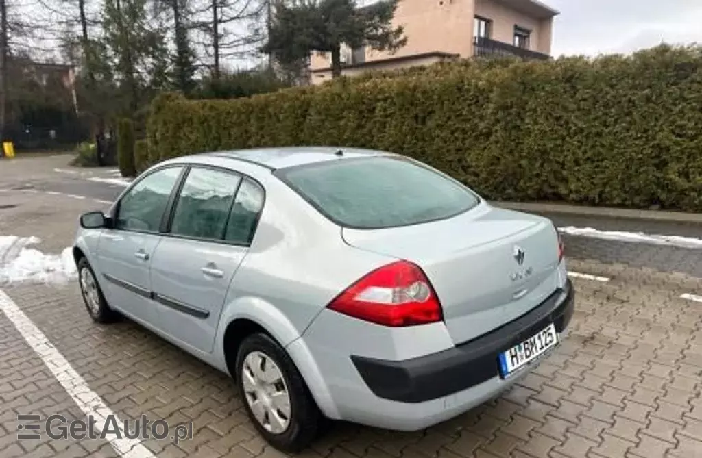 RENAULT Megane 