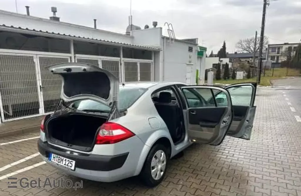 RENAULT Megane 