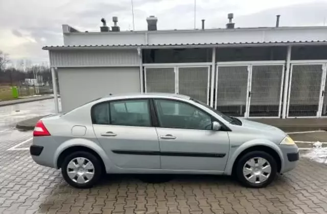 RENAULT Megane 