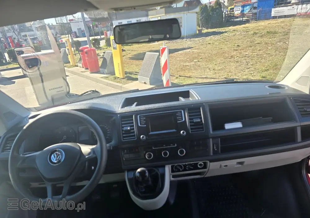 VOLKSWAGEN Transporter 