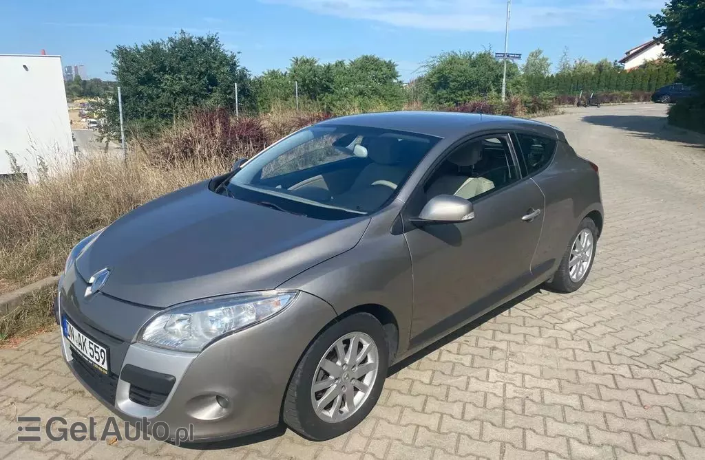 RENAULT Megane 2.0 16V (140 KM) CVT