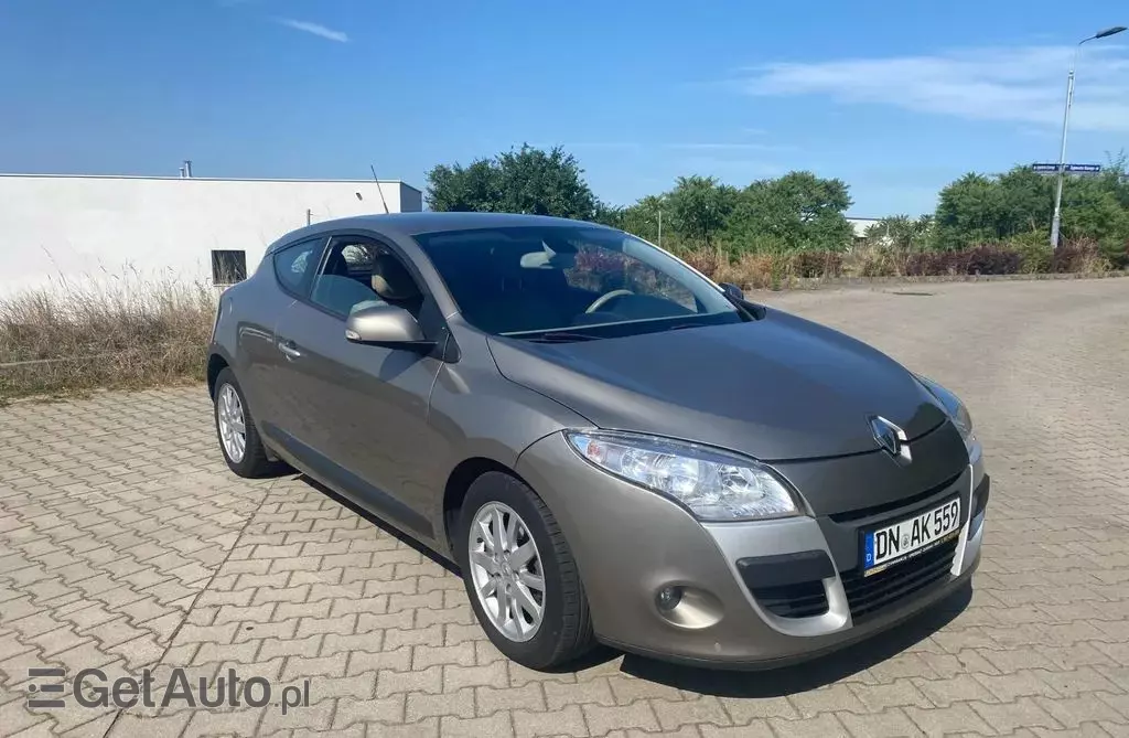 RENAULT Megane 2.0 16V (140 KM) CVT
