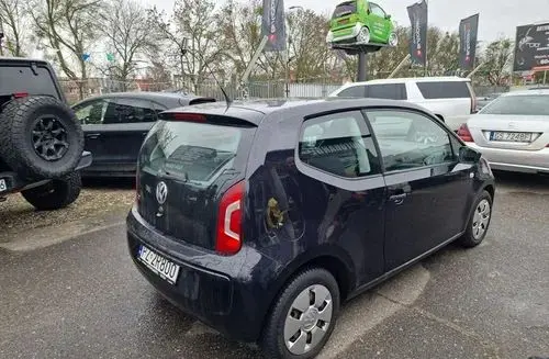 VOLKSWAGEN Up! 
