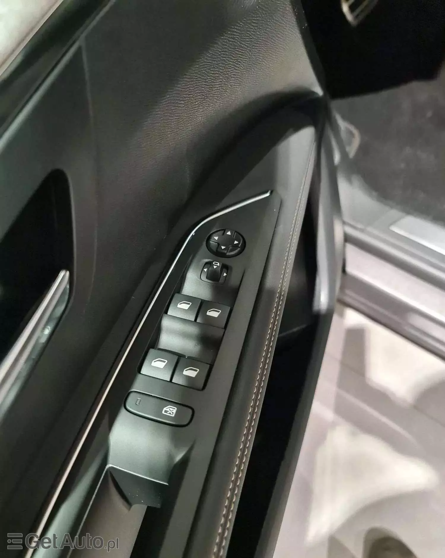 PEUGEOT 3008 1.2 PureTech GT S&S EAT8