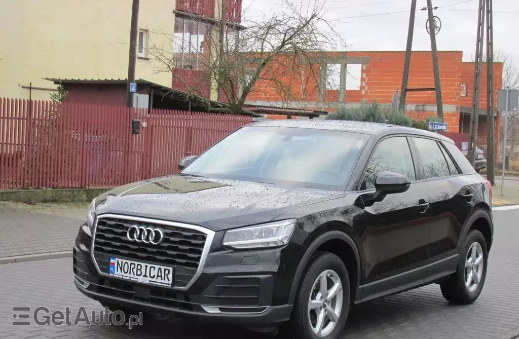 AUDI Q2 