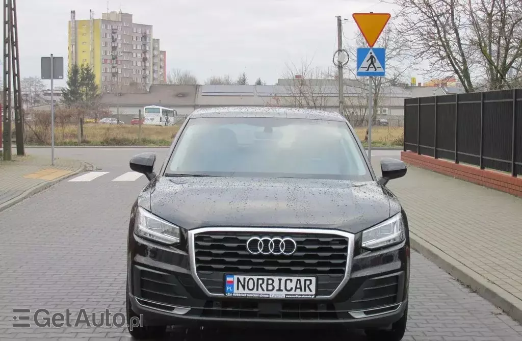 AUDI Q2 