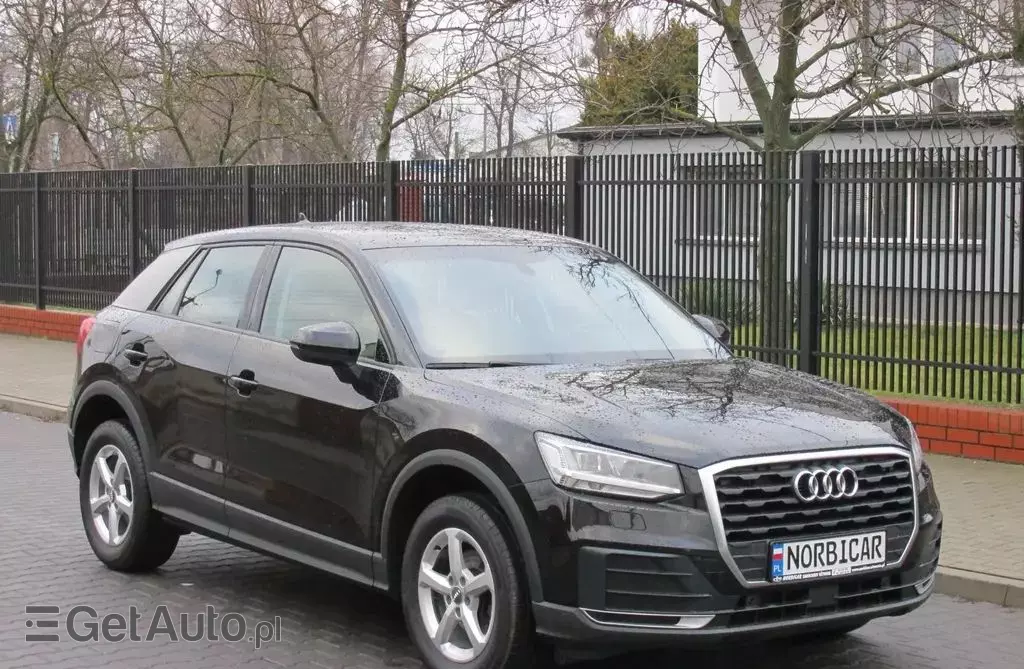 AUDI Q2 