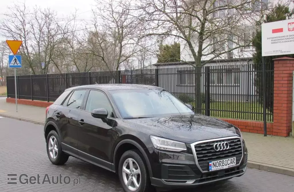 AUDI Q2 