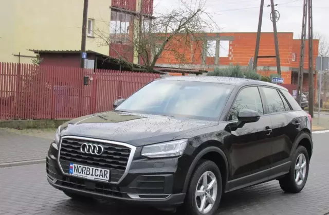 AUDI Q2 