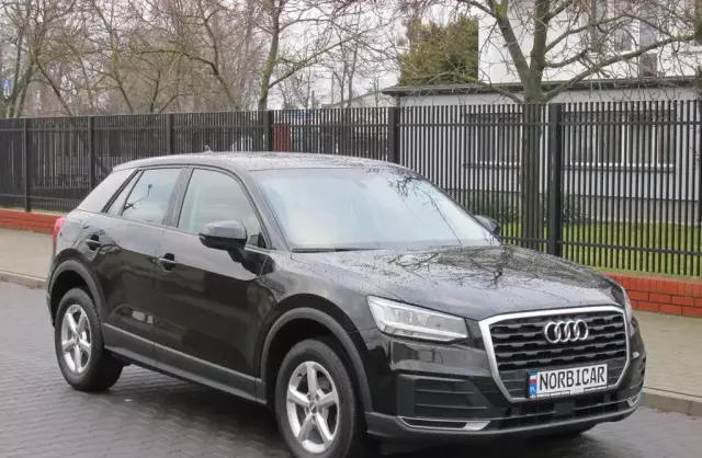 AUDI Q2 