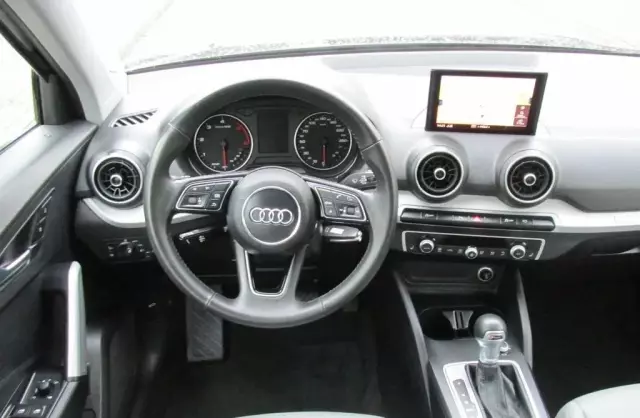 AUDI Q2 