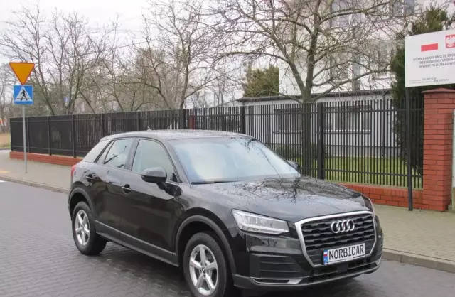 AUDI Q2 