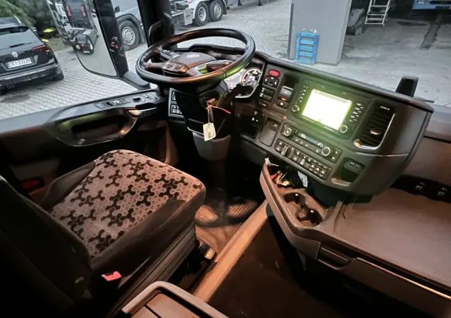 SCANIA R450 z Niemiec cała na poduszce x6 hydraulika ASO Scania Full LED NAVI 
