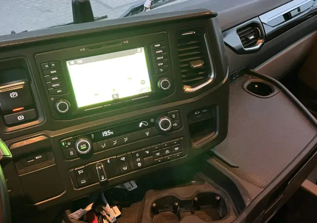 SCANIA R450 z Niemiec cała na poduszce x6 hydraulika ASO Scania Full LED NAVI 