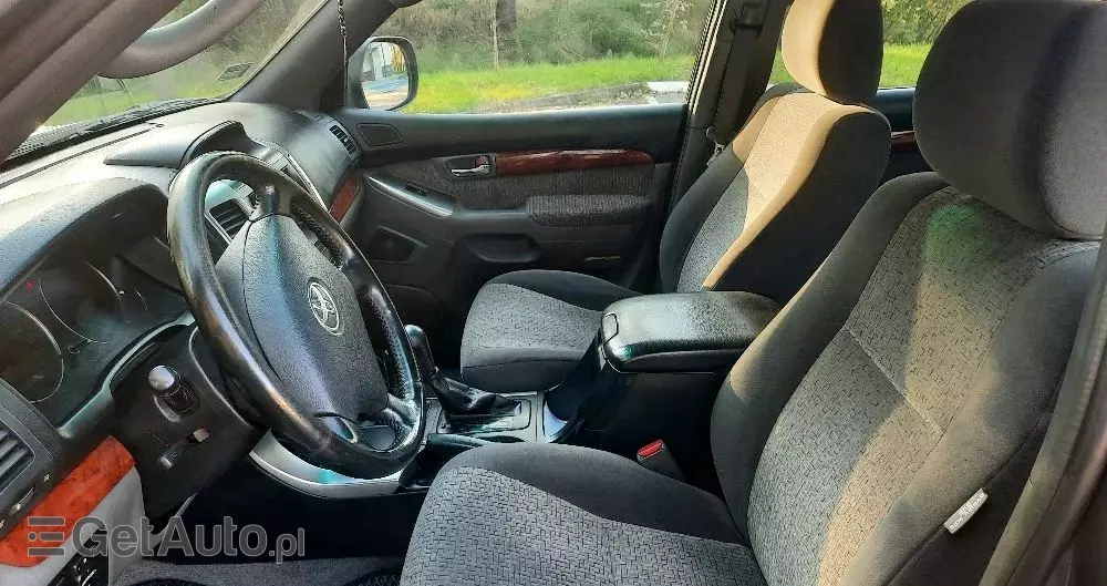 TOYOTA Land Cruiser 3.0 D Sol Navi