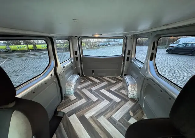 RENAULT Trafic 2.5 DCI 135 KM 