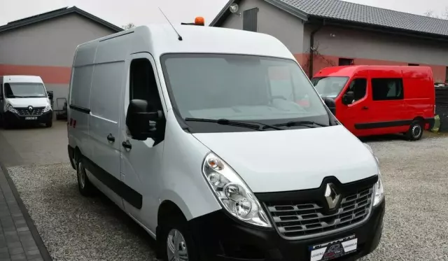RENAULT Master 