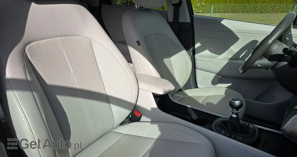 HYUNDAI Kona 1.0 T-GDI Intro