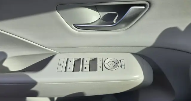 HYUNDAI Kona 1.0 T-GDI Intro