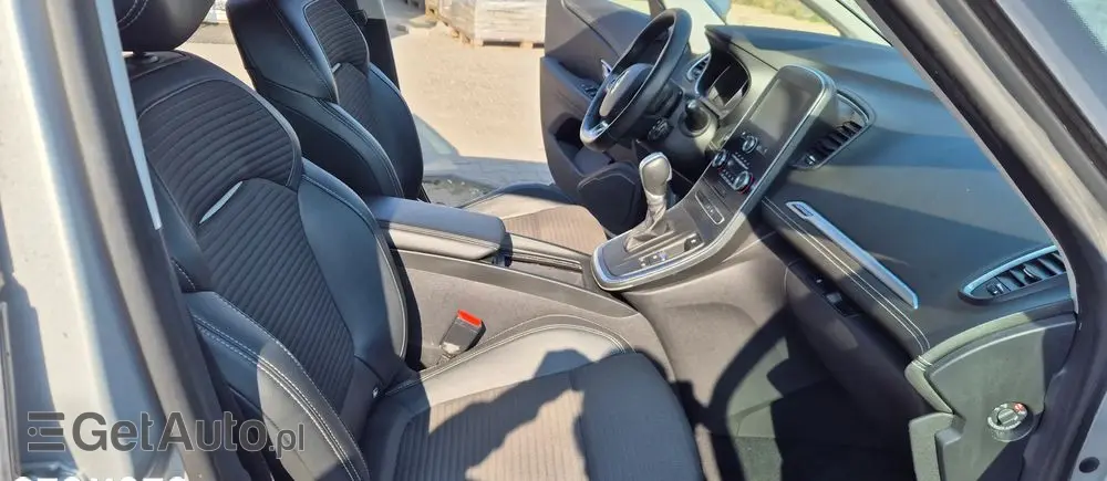 RENAULT Grand Scenic TCe 140 GPF EDC BLACK EDITION