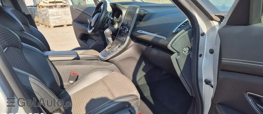 RENAULT Grand Scenic TCe 140 GPF EDC BLACK EDITION