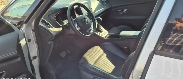 RENAULT Grand Scenic TCe 140 GPF EDC BLACK EDITION