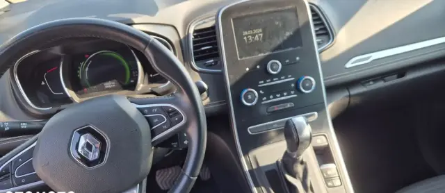 RENAULT Grand Scenic TCe 140 GPF EDC BLACK EDITION