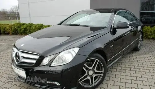 MERCEDES-BENZ Klasa E 