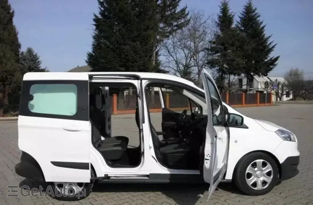 FORD Transit Courier 